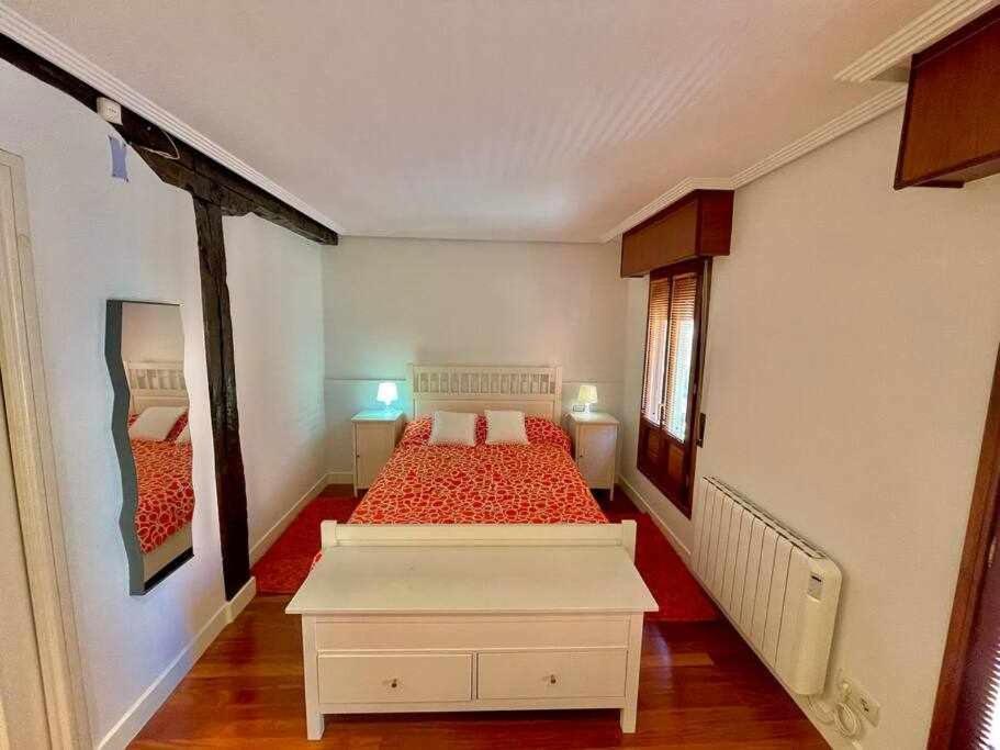 Andra Mari Etxea Apartamento En Parte Antigua Bermeo Luaran gambar