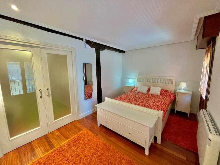 Andra Mari Etxea Apartamento En Parte Antigua Bermeo Luaran gambar